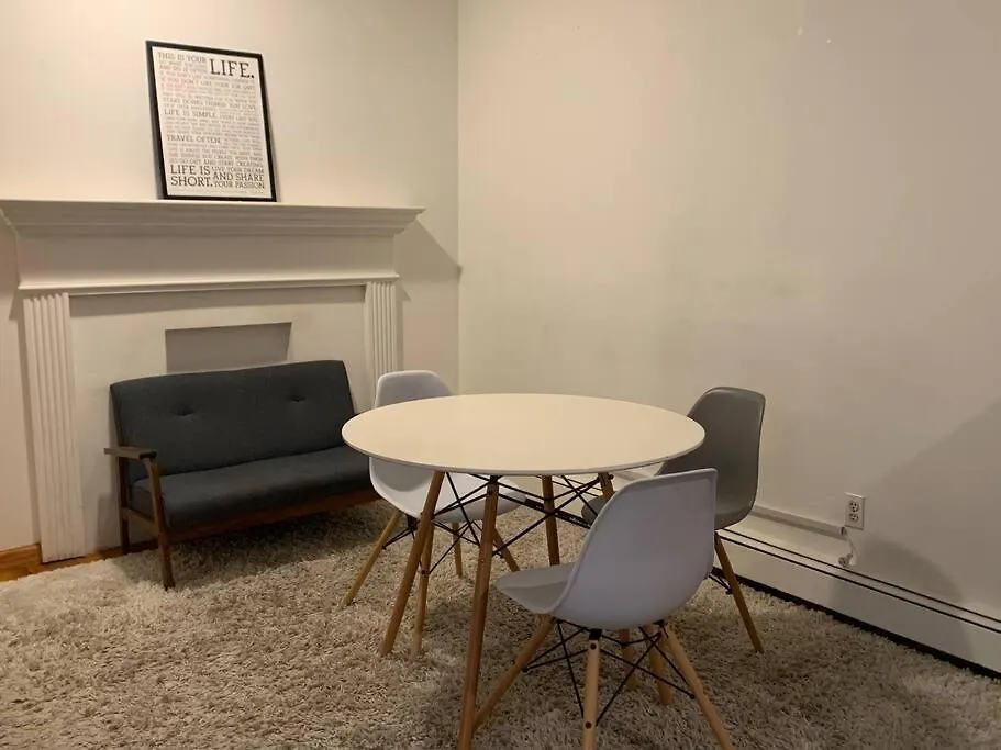 Beautiful & Massive 4 Bdr With Bonus Perks! Apartment New York United States