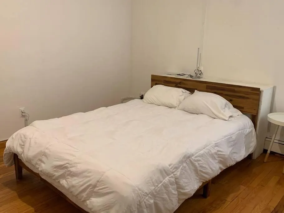 Beautiful & Massive 4 Bdr With Bonus Perks! Apartment New York