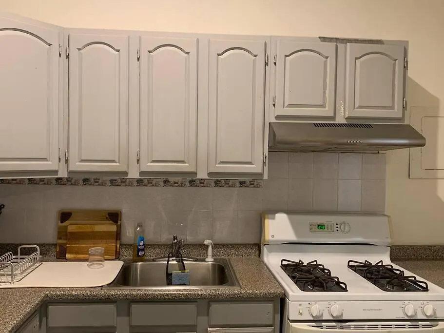 Beautiful & Massive 4 Bdr With Bonus Perks! Apartment New York